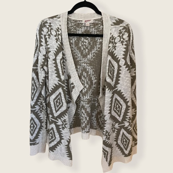 Cardigan - Picture 1 of 1